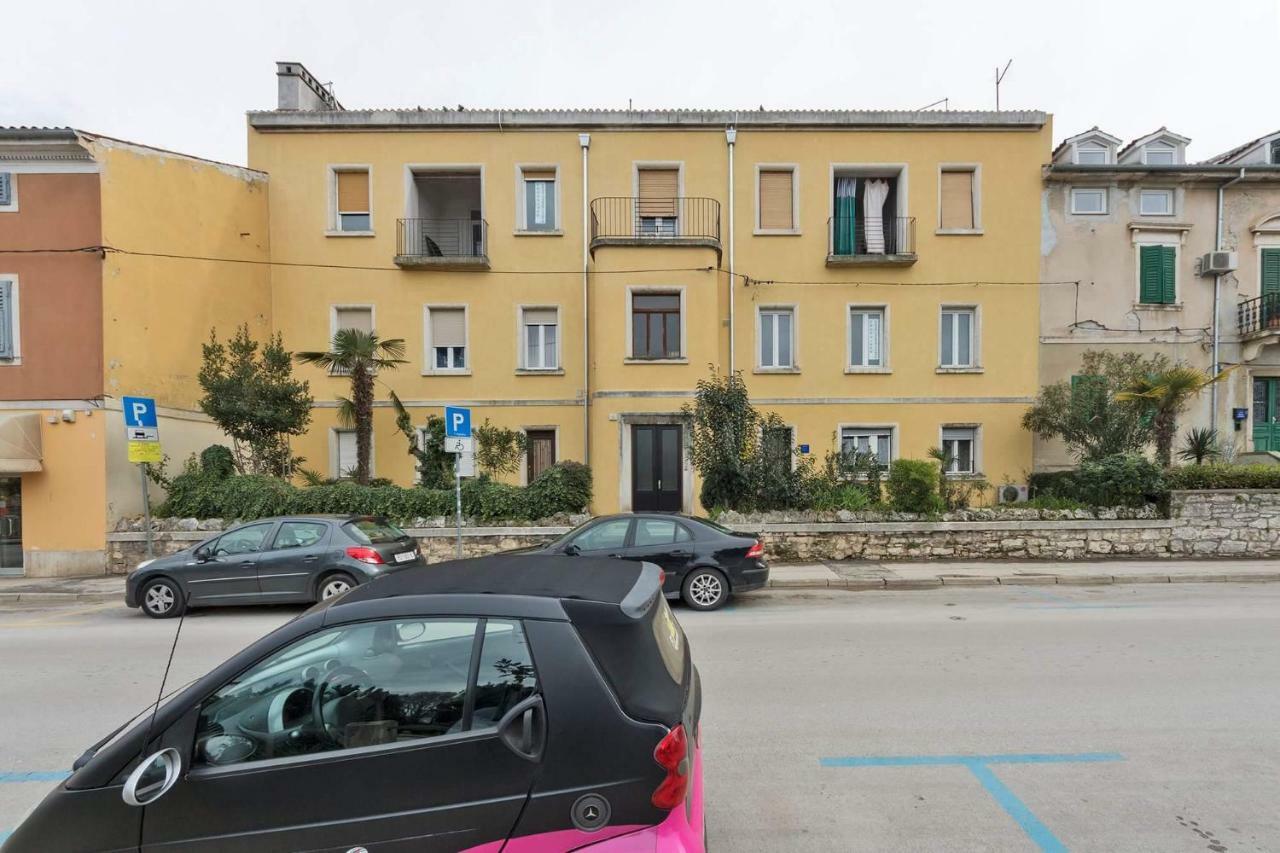 Apartment Nicol Pula Exteriér fotografie